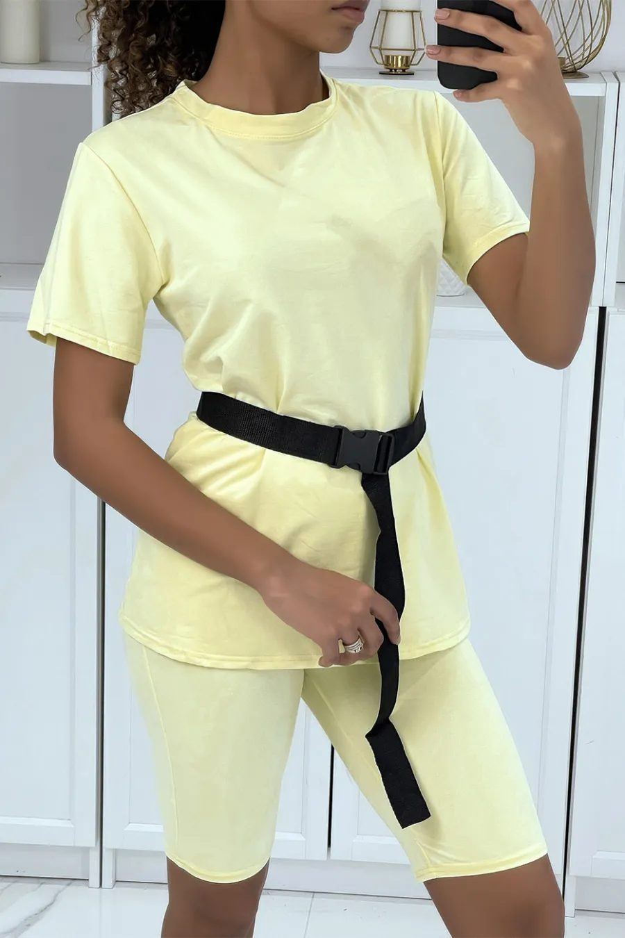 -Ensemble T-shirt et cycliste jaune avec ceinture