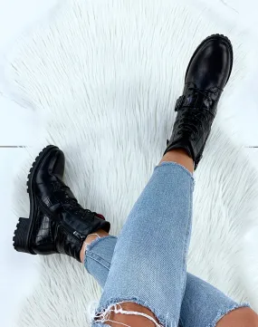 Bottines noires matelassé avec lanières effet croco