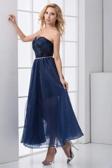 Robe bleu nuit  bustier coeur avec ceinture ornée de strass & fente latérale pour mariage