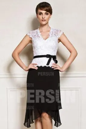 Robe courte blanche et noire avec ceinture noire à jupe irrégulière