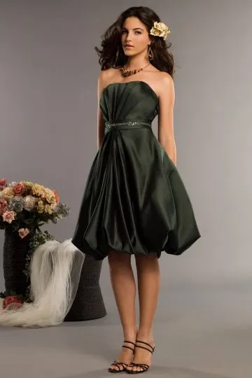 Tutu robe de soirée verte courte bustier droit avec ceinture